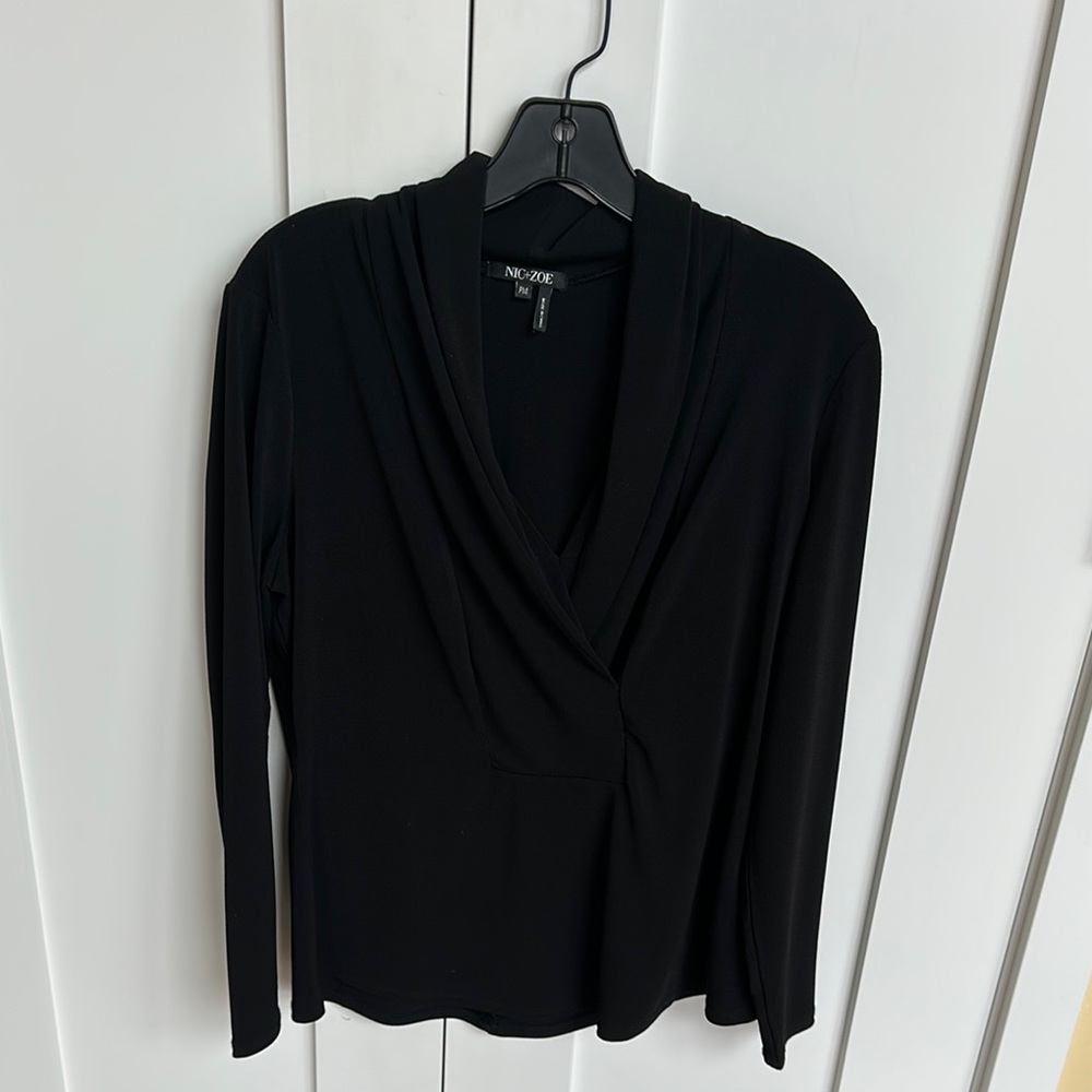 NIC+ZOE Black Jersey Knit Blouse Long Sleeve Size PM